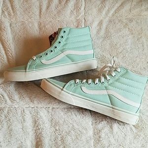 NEW Mint Vans
